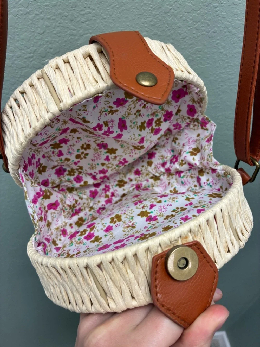 Round Woven rattan Crossbody Bag‎ with Tan Strap